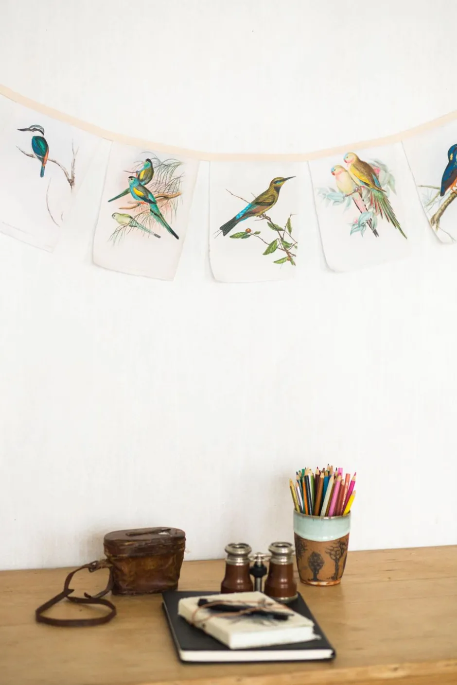 australian_birds_garland_organic_cotton_3.webp Sale Lazybones Australian Birds Garland *Organic Cotton