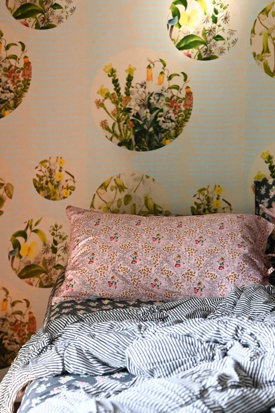 australian_birds_pillowcase_set_organic_cotton_9.webp Outlet Lazybones Australian Birds Pillowcase Set *Organic Cotton