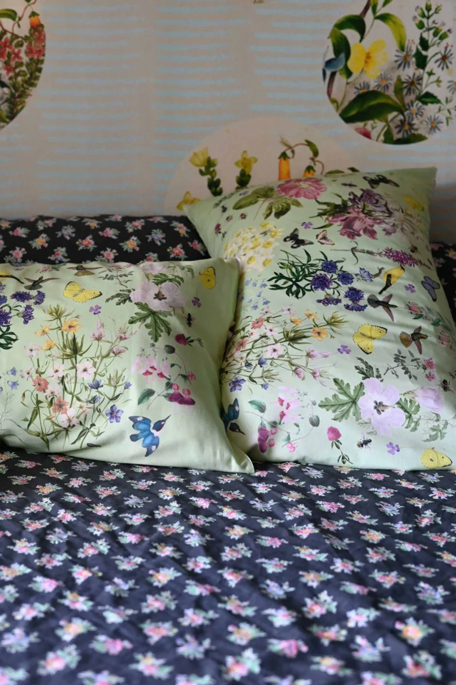 busy_garden_pillowcase_set_organic_cotton_6.webp New Lazybones Busy Garden Pillowcase Set *Organic Cotton