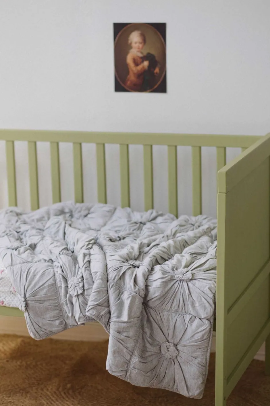 cot_quilt_rosette_grey_marle_organic_cotton_3.webp Store Lazybones Cot Quilt Rosette Grey Marle *Organic Cotton