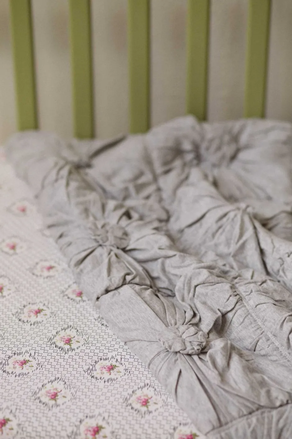 cot_quilt_rosette_grey_marle_organic_cotton_4.webp Store Lazybones Cot Quilt Rosette Grey Marle *Organic Cotton