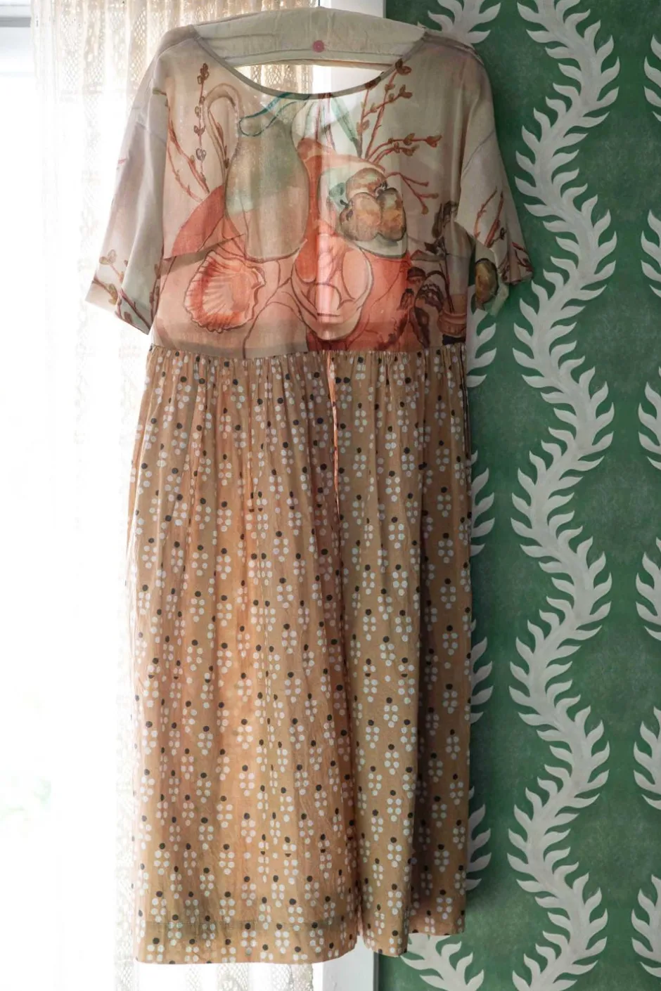 daphne_dress_still_life_3.webp Online Lazybones Daphne Dress Still Life