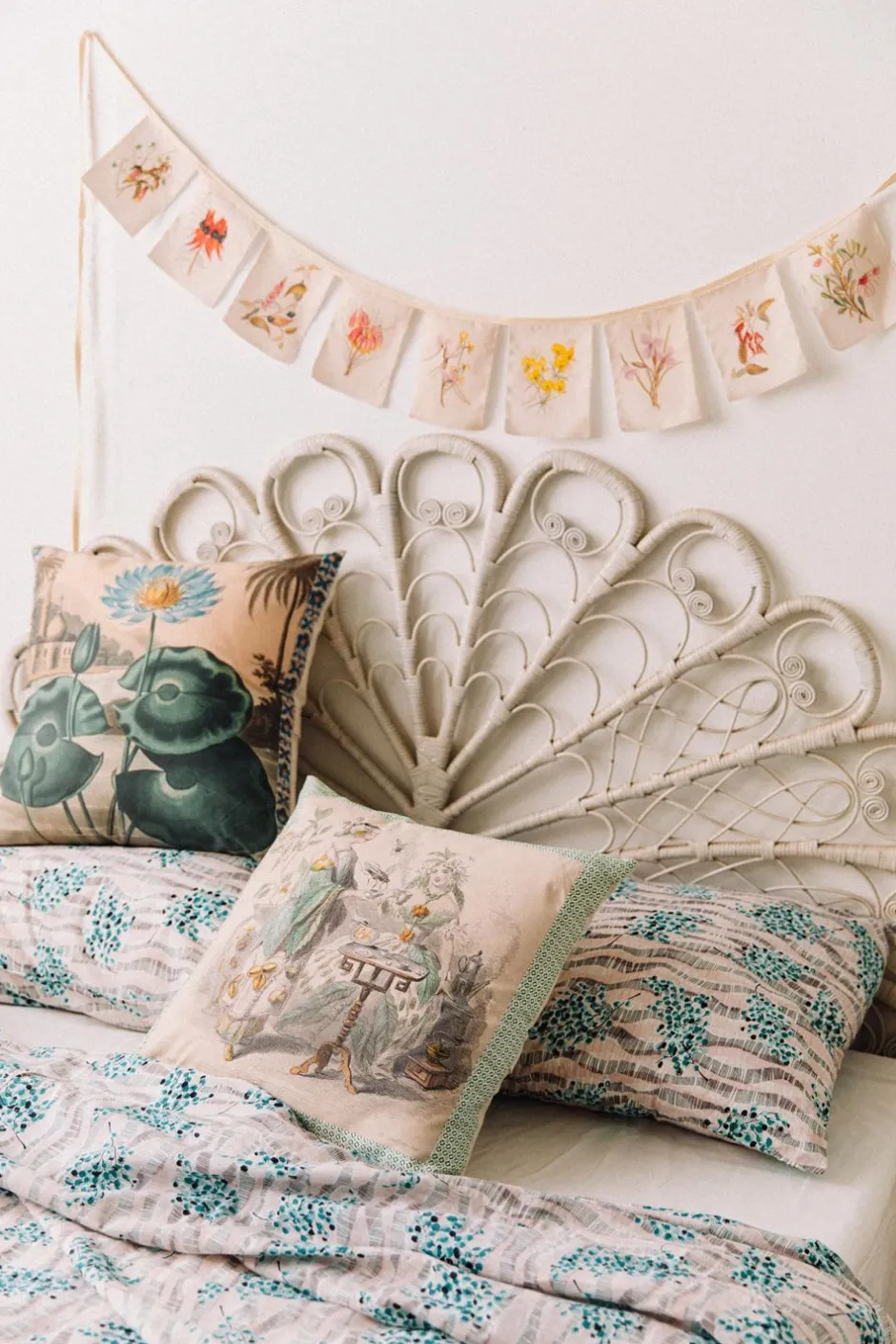 Best Sale Lazybones Gertrude Lovegrove Botanic Garland *Organic Cotton