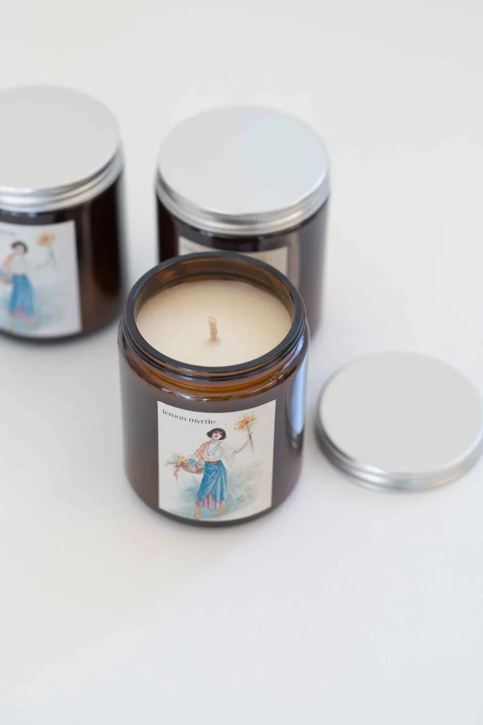 Store Lazybones Lemon Myrtle Soy Candle