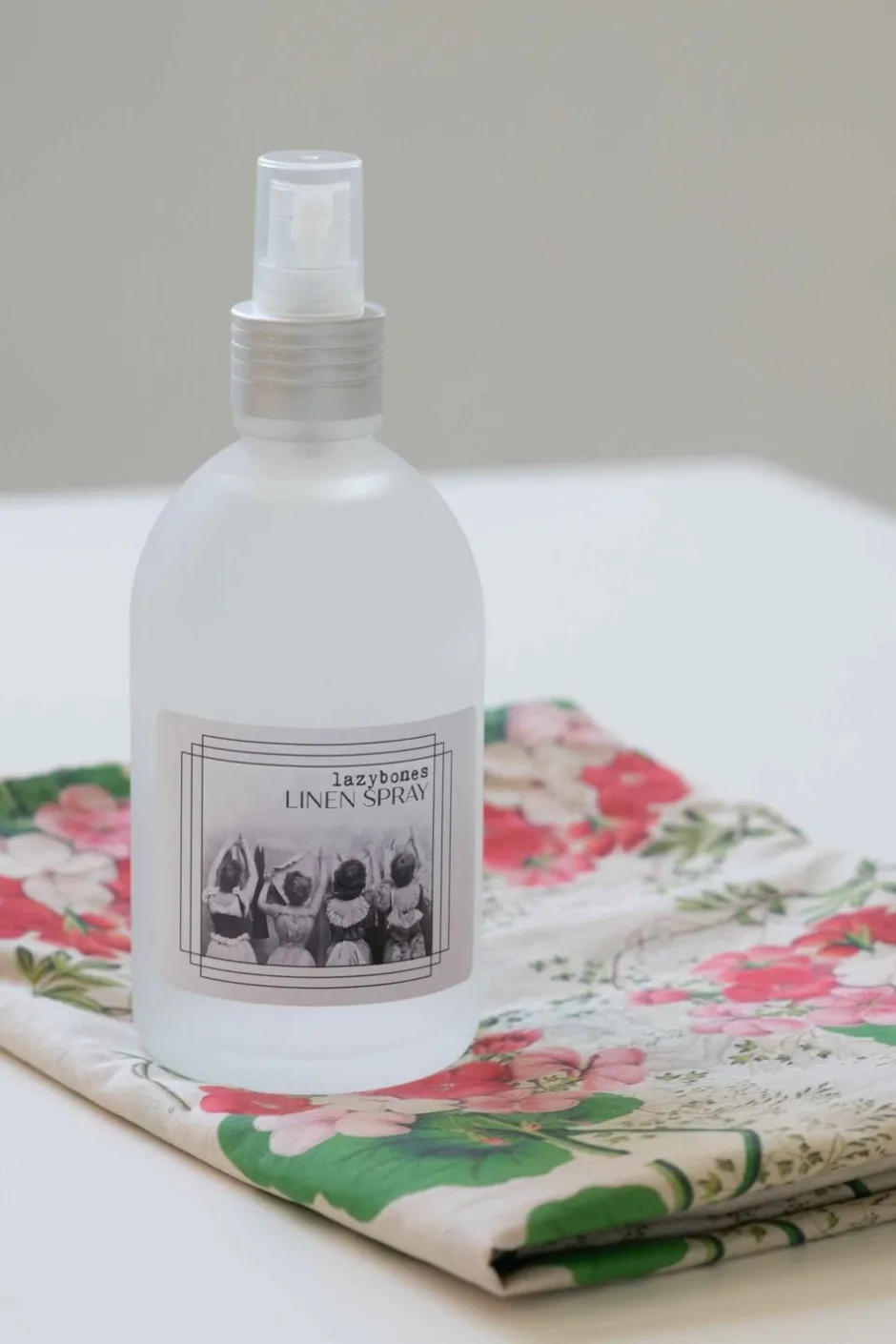 linen_spray_with_lavender__eucalyptus_3.webp Fashion Lazybones Linen Spray With Lavender & Eucalyptus