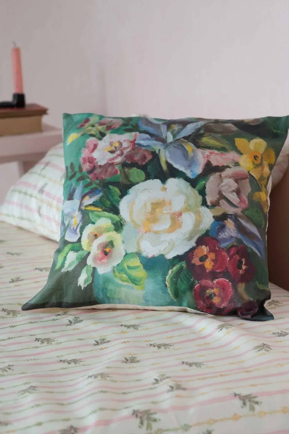 painted_flowers_cushion_cover_organic_cotton_3.webp Sale Lazybones Painted Flowers Cushion Cover *Organic Cotton