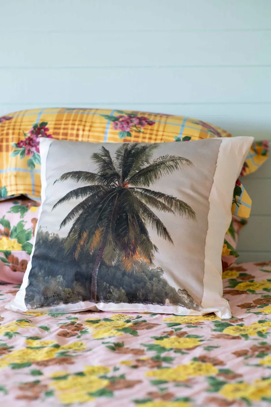 palm_trees_cushion_cover_3.webp Best Lazybones Palm Trees Cushion Cover