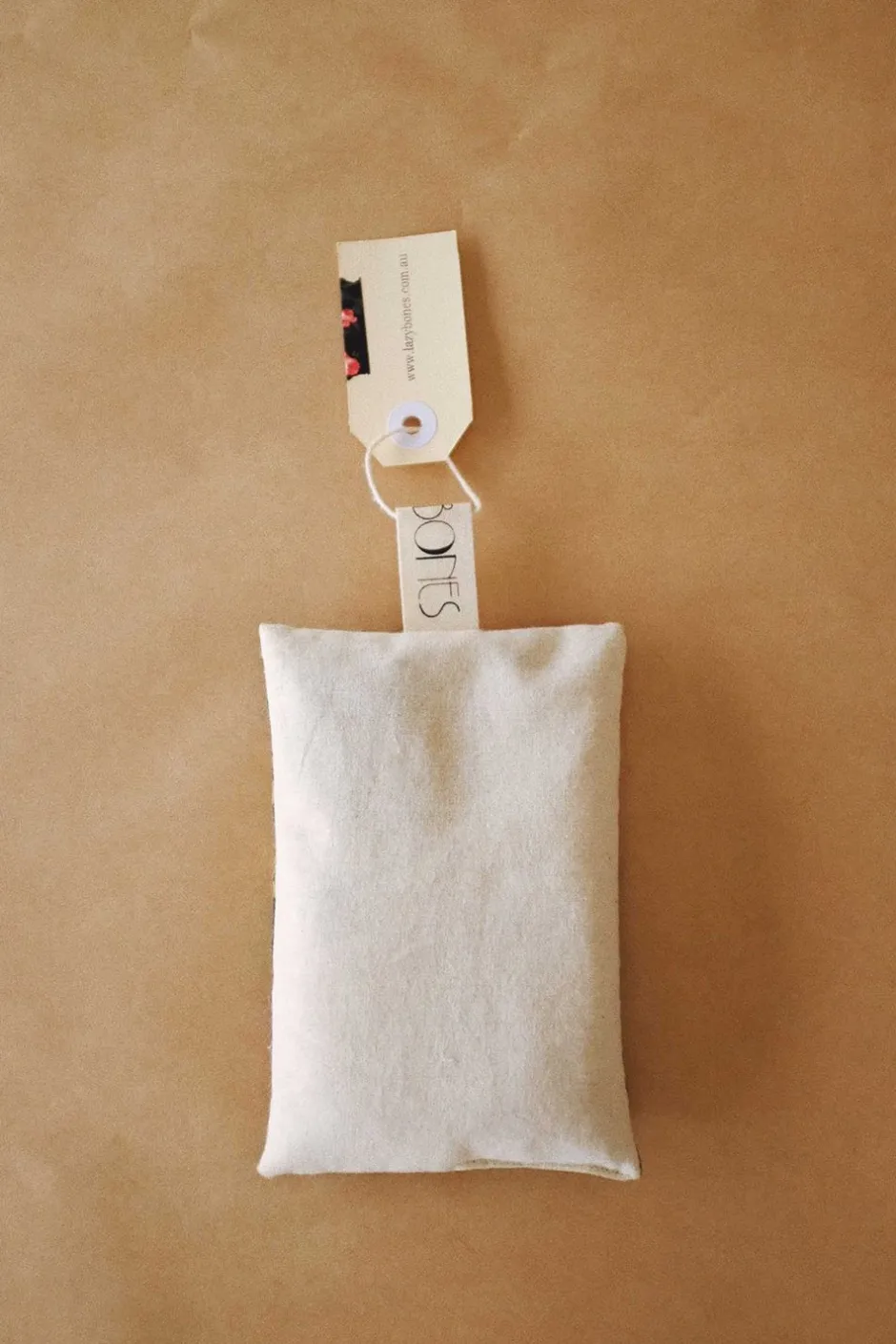 pet_shop__orange__clove_scented_sachet_2.webp Outlet Lazybones Pet Shop - Orange & Clove Scented Sachet