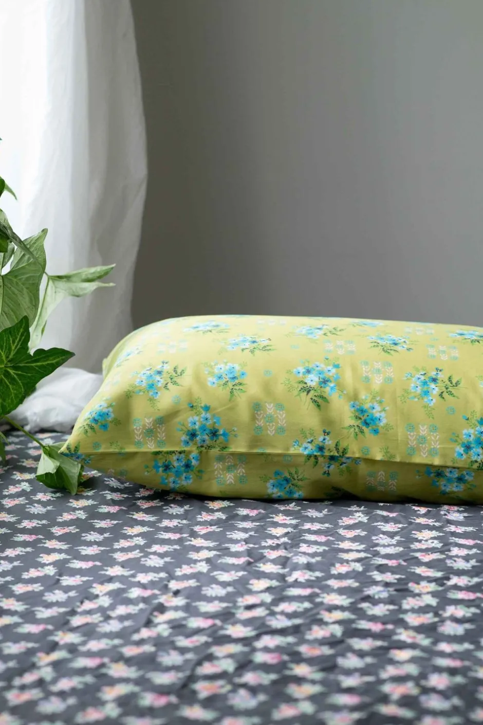 pillowcase_set_in_avonlea_moss_organic_cotton_4.webp Outlet Lazybones Pillowcase Set In Avonlea Moss *Organic Cotton