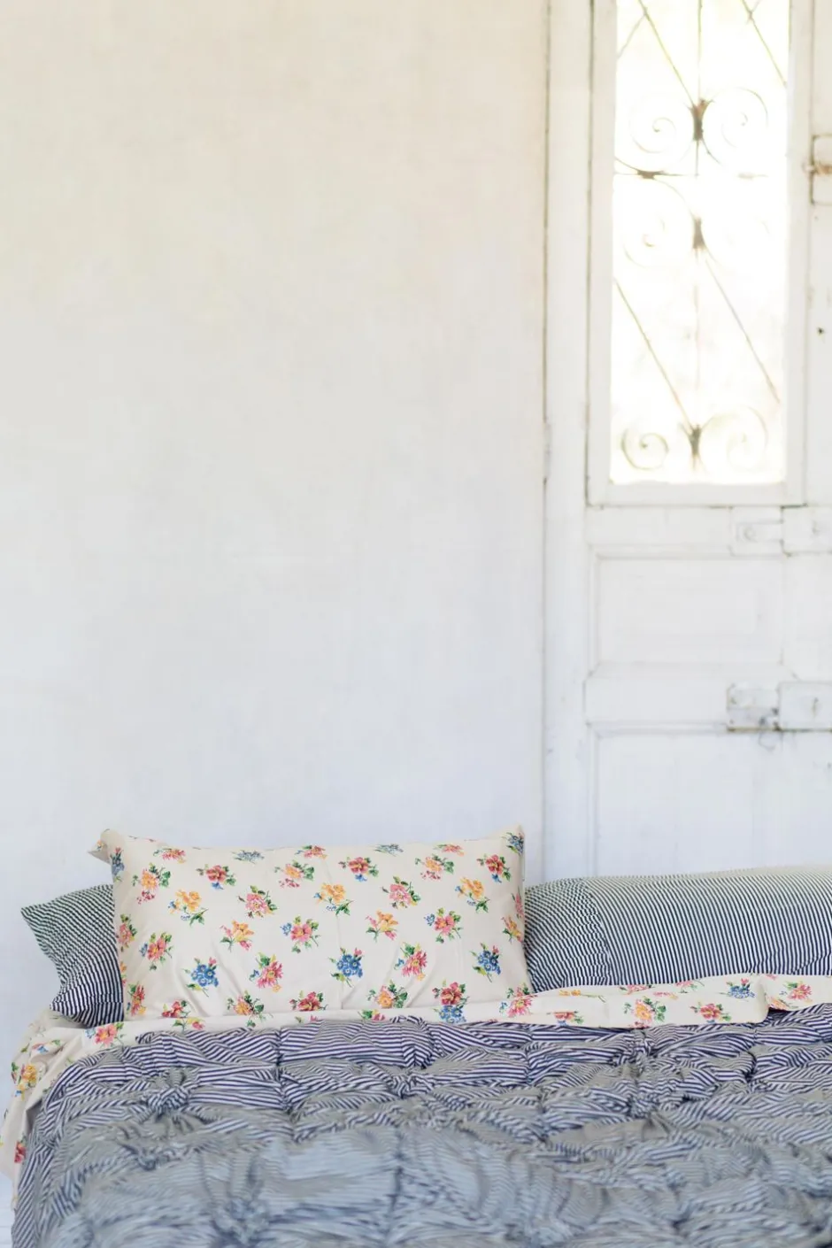 Discount Lazybones Pillowcase Set In Charcoal Stripe *Organic Cotton