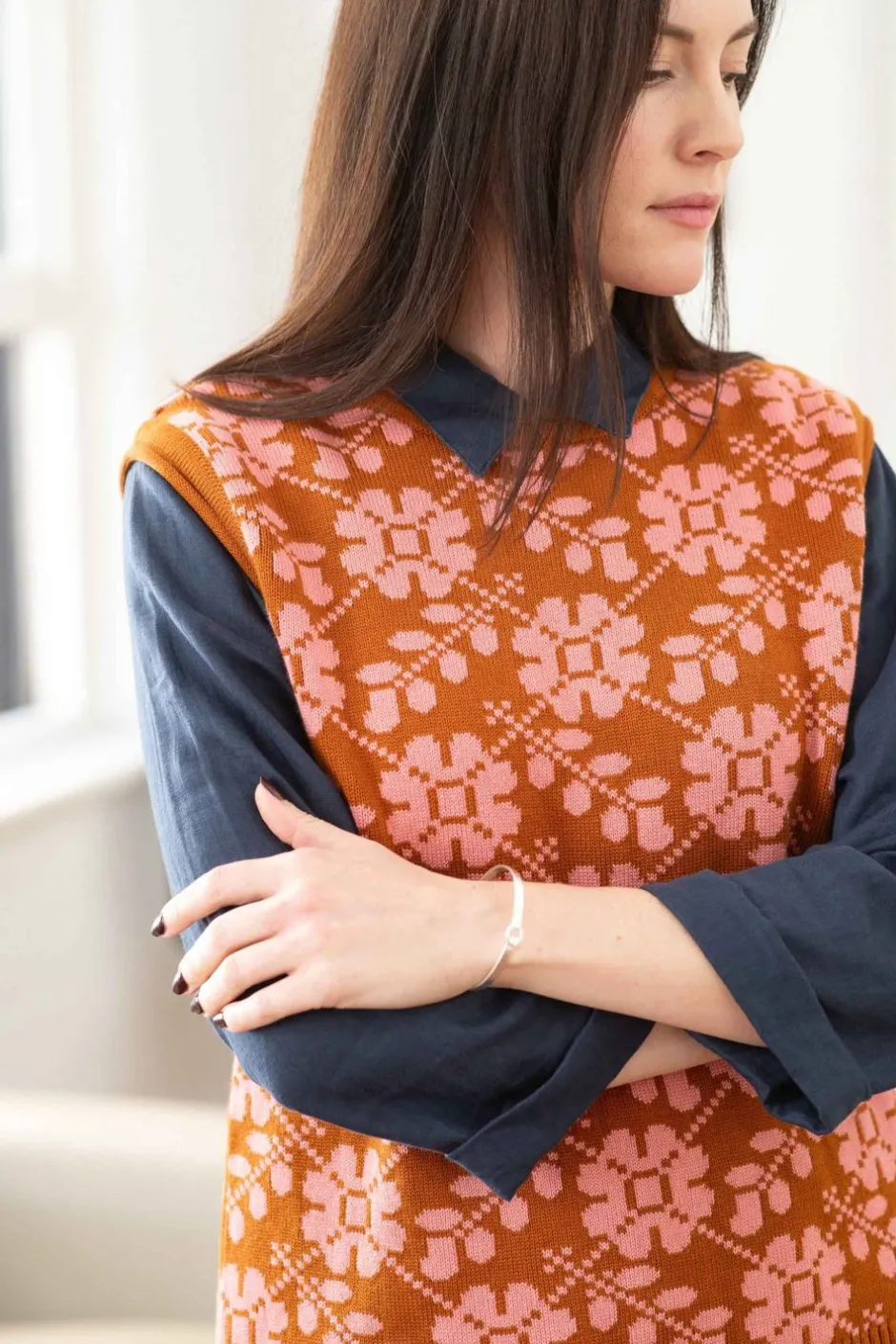 valerie_vest_floral_organic_cotton_4.webp Outlet Lazybones Valerie Vest Floral *Organic Cotton