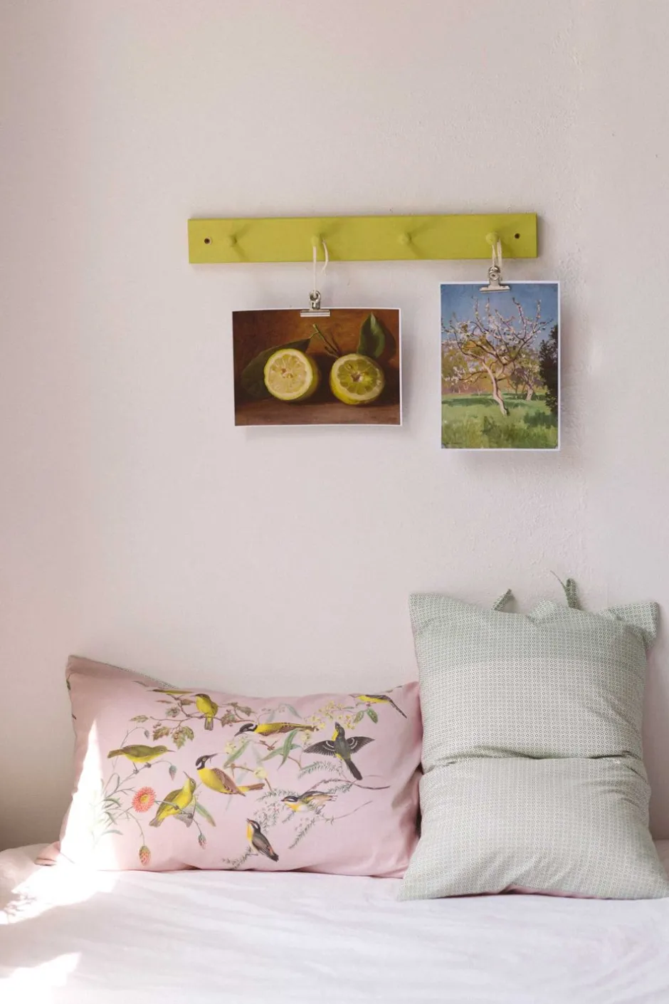 yellow_birds_pillowcase_set_organic_cotton_3.webp Online Lazybones Yellow Birds Pillowcase Set *Organic Cotton